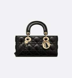 Picture of Dior Handbags _SKUfw239215052fw
